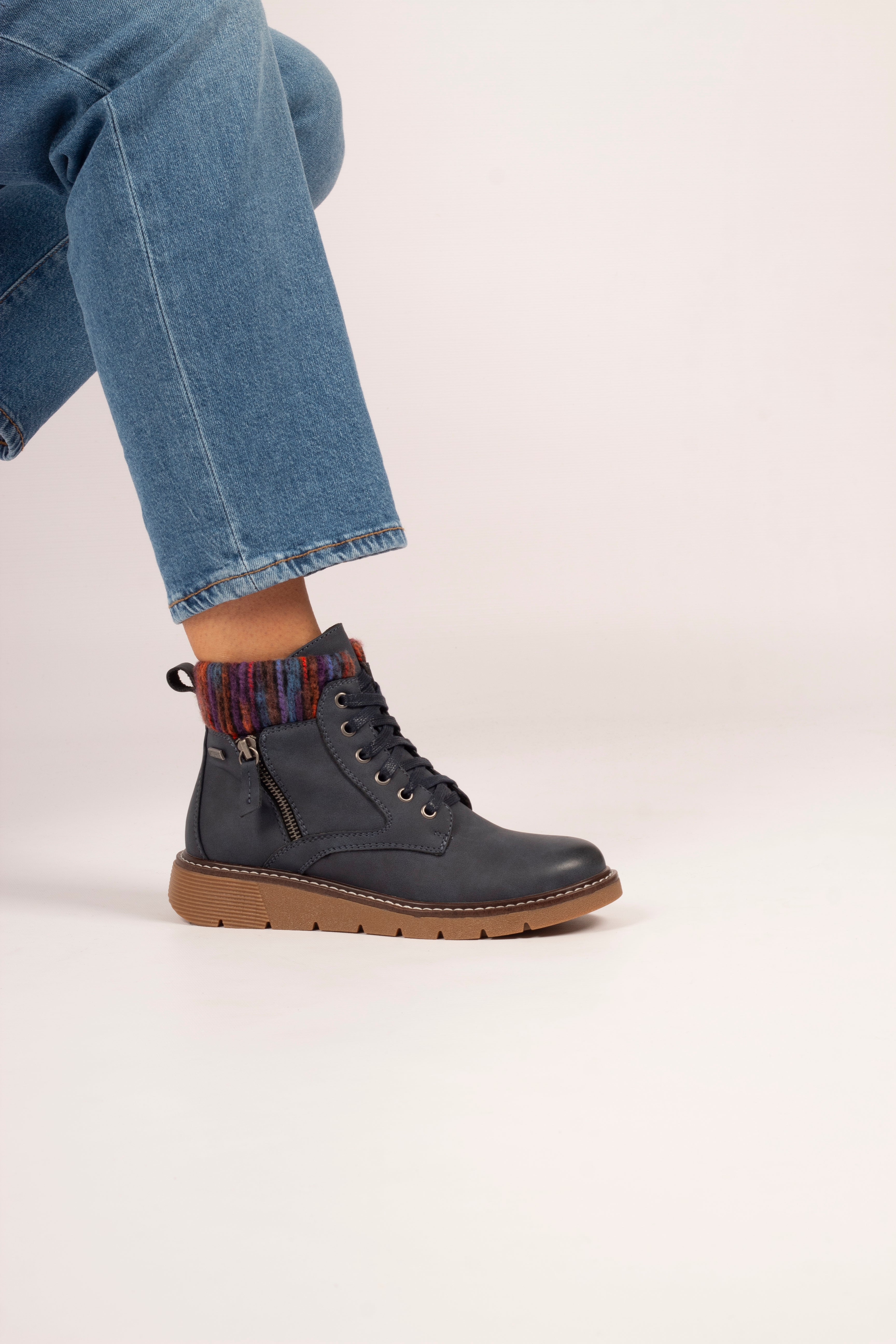 Lunar California Wide Fit Boots image 3