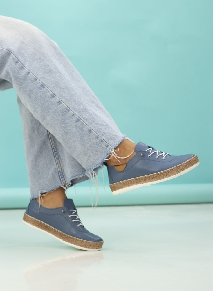 Lunar Evie Leather Pumps image 2