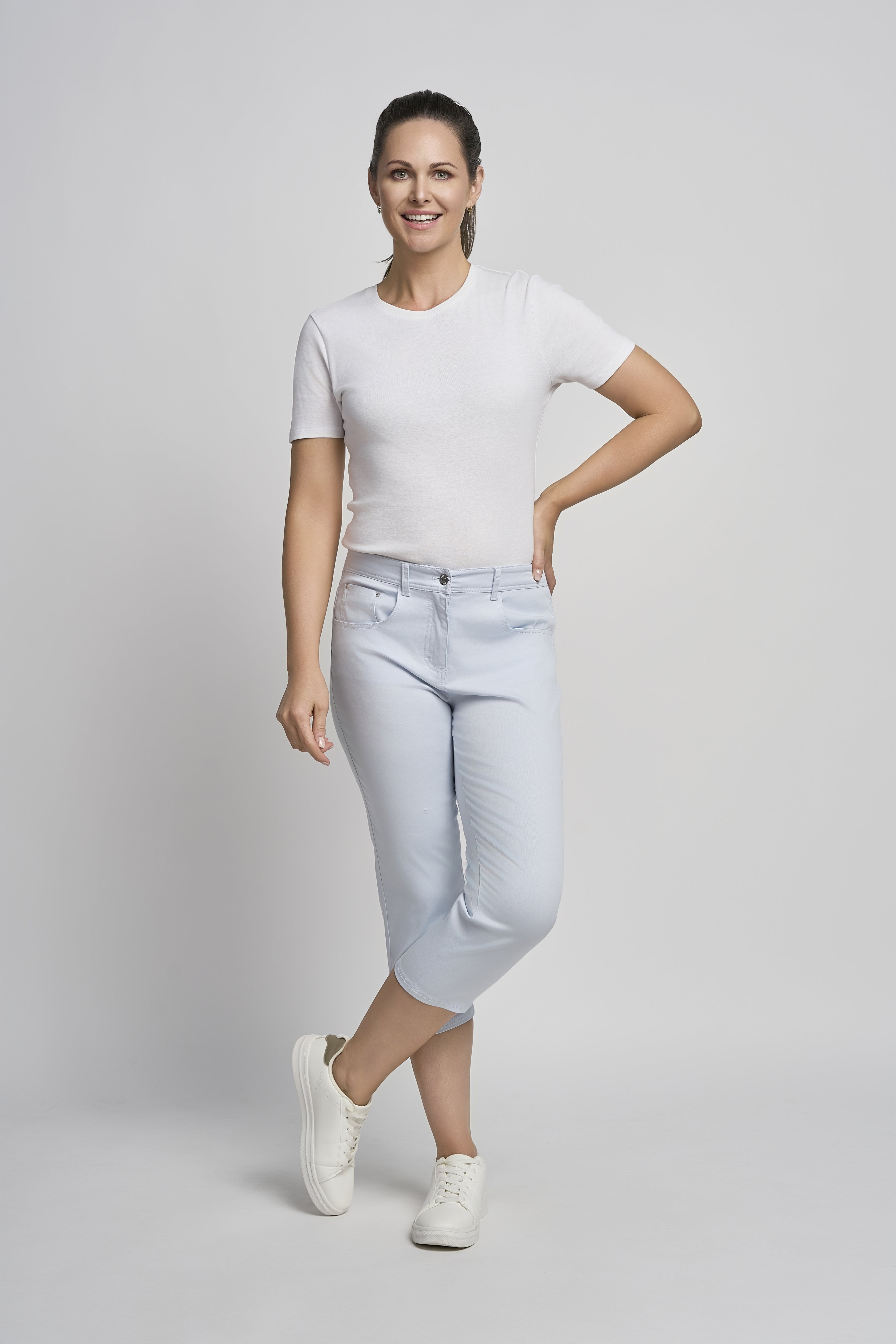 Pinns Cropped Chino Trousers - The Coastal Boutique