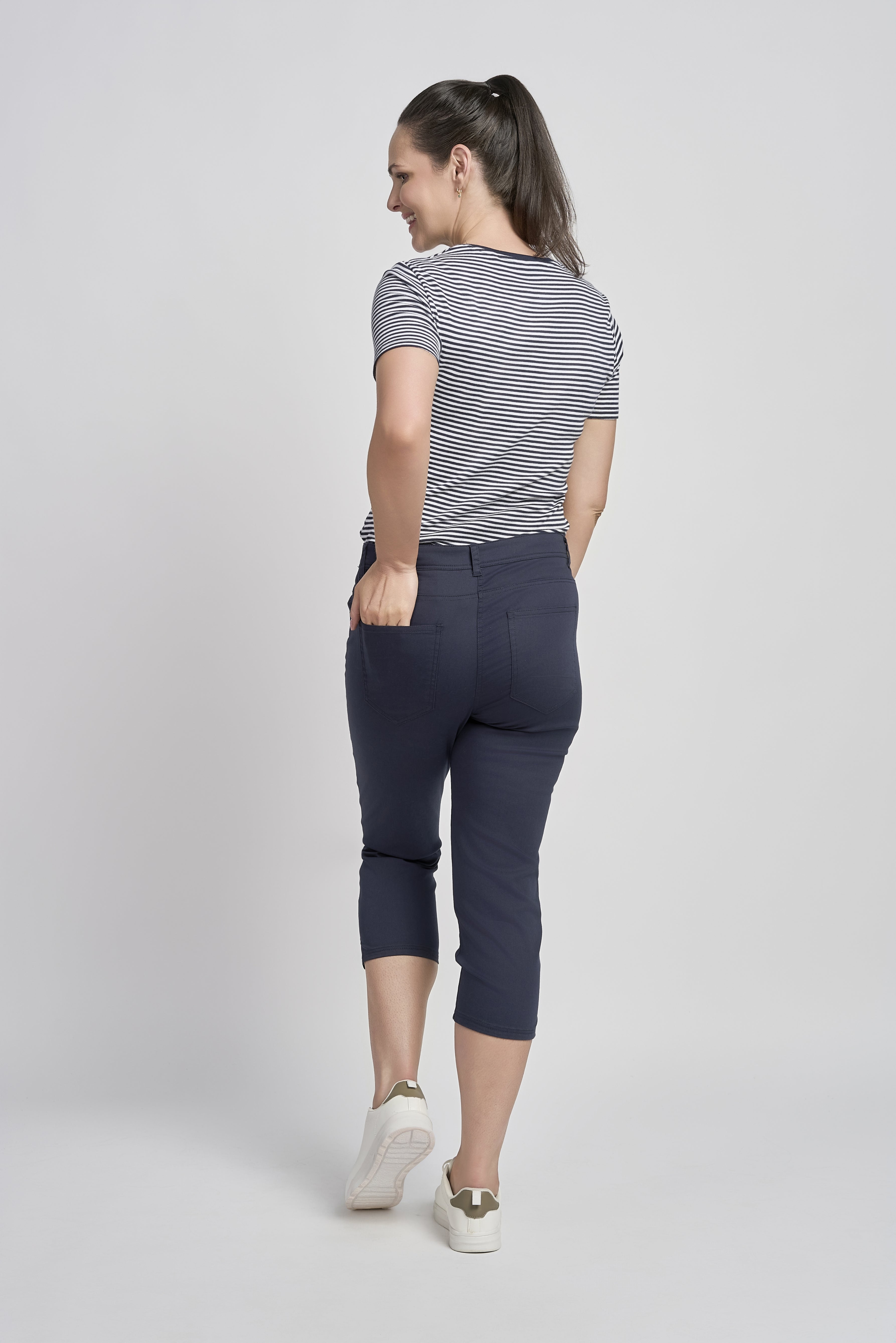 Pinns Cropped Chino Trousers - The Coastal Boutique