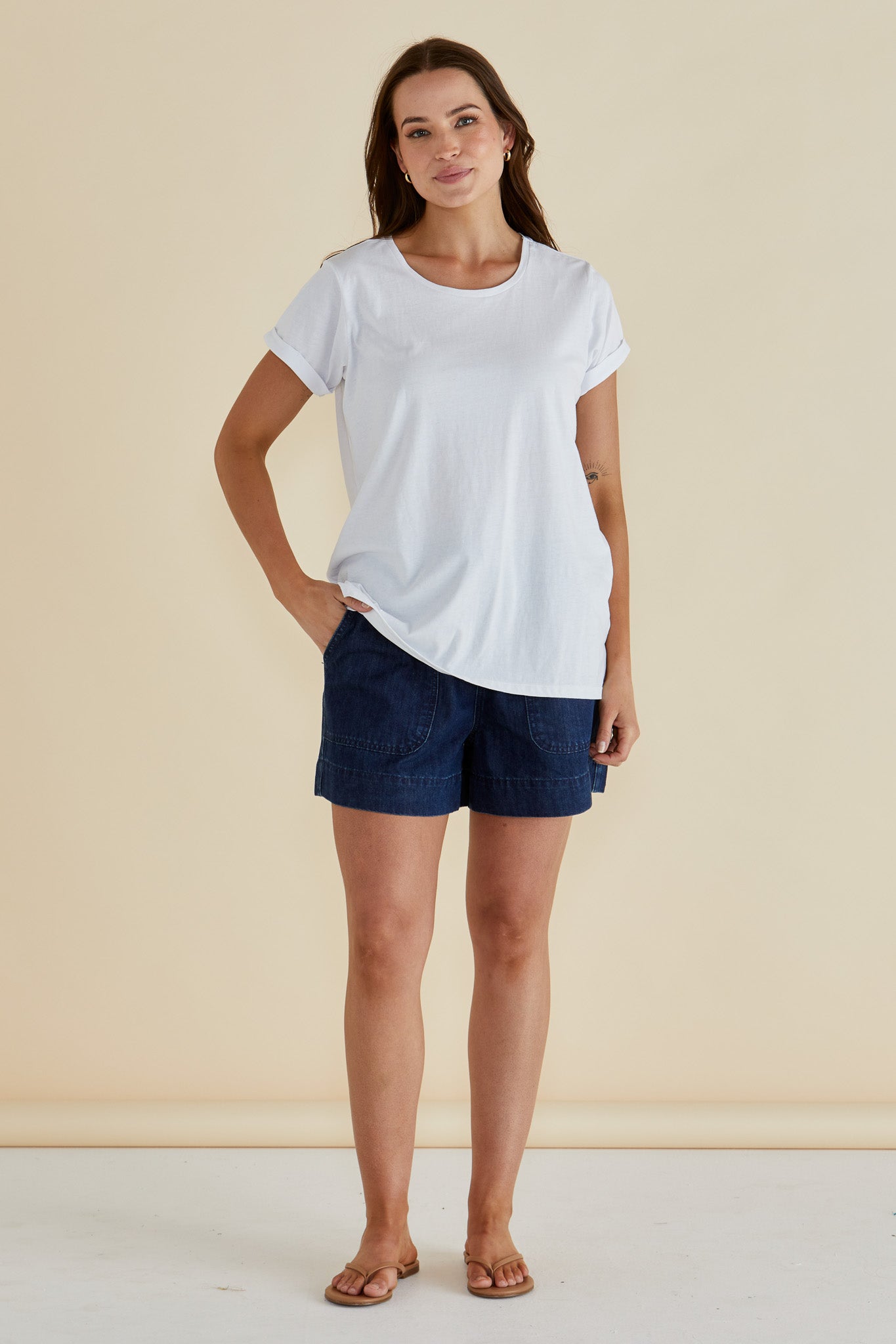 Betty Basics Caia White Crew Neck T-Shirt