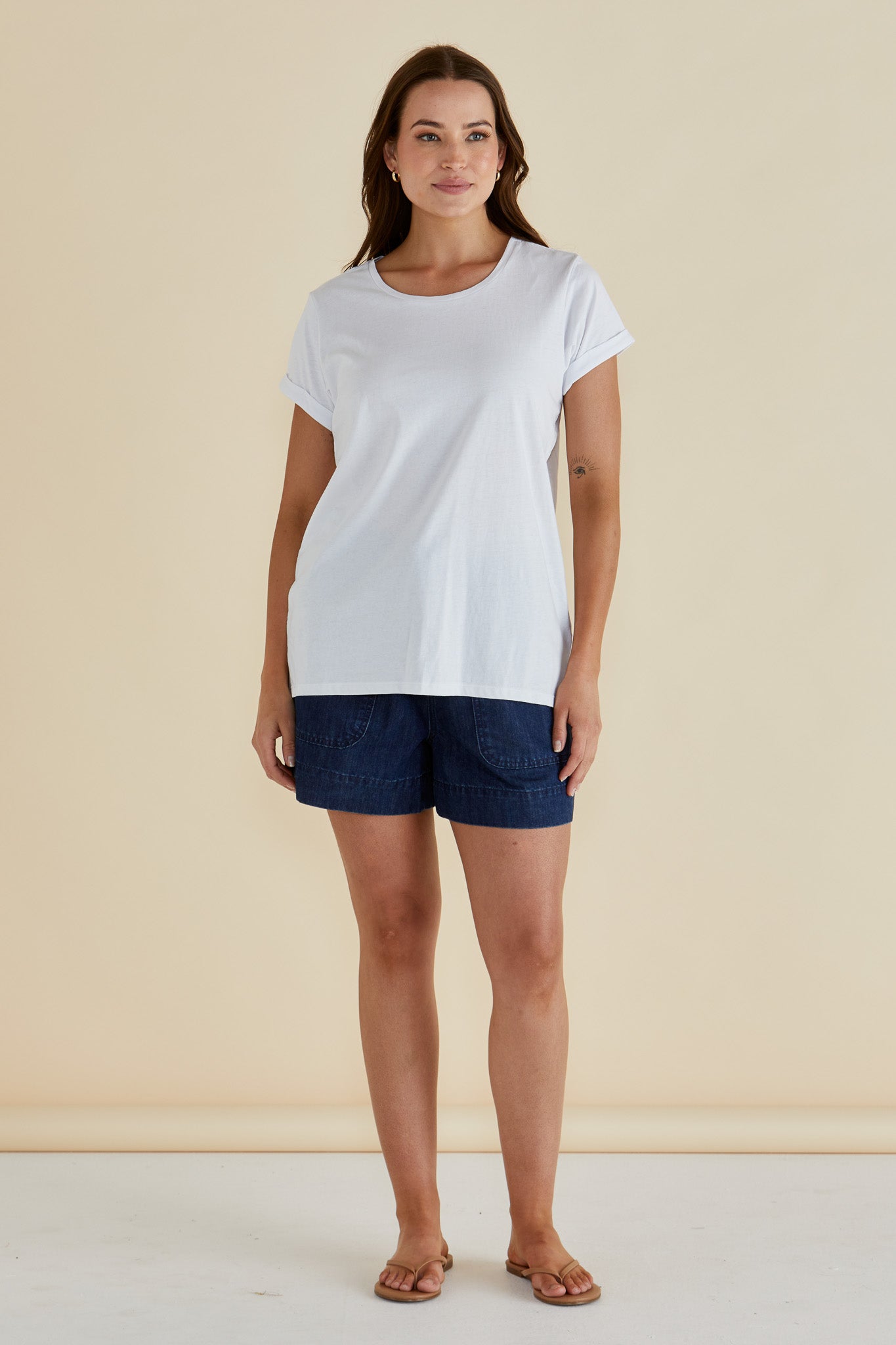 Betty Basics Caia White Crew Neck T-Shirt
