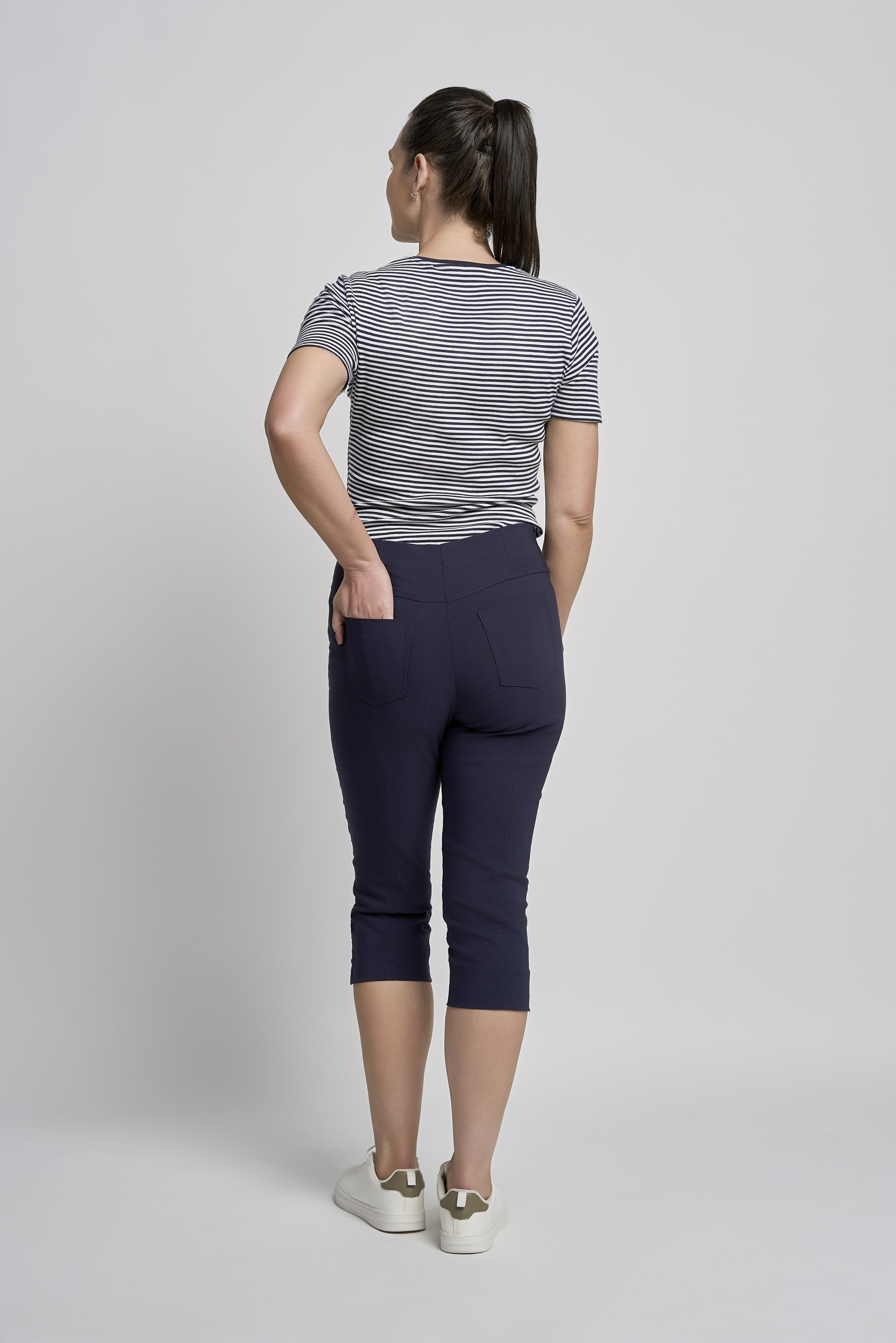 Pinns Elasticated Crop Trousers - The Coastal Boutique