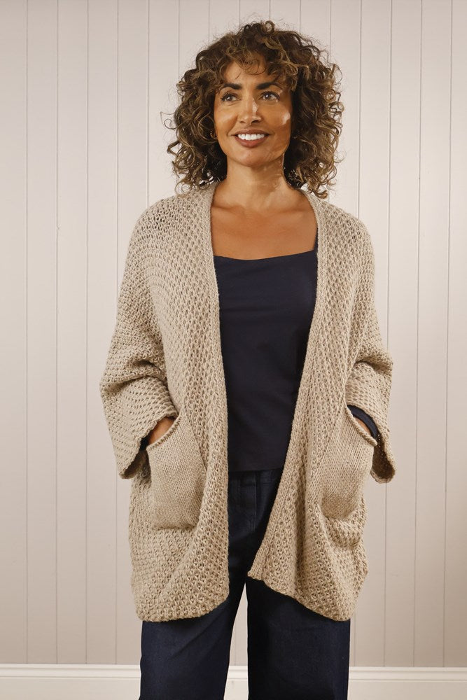Goose Island Chunky Cable Knit Pocket Cardigan image 2