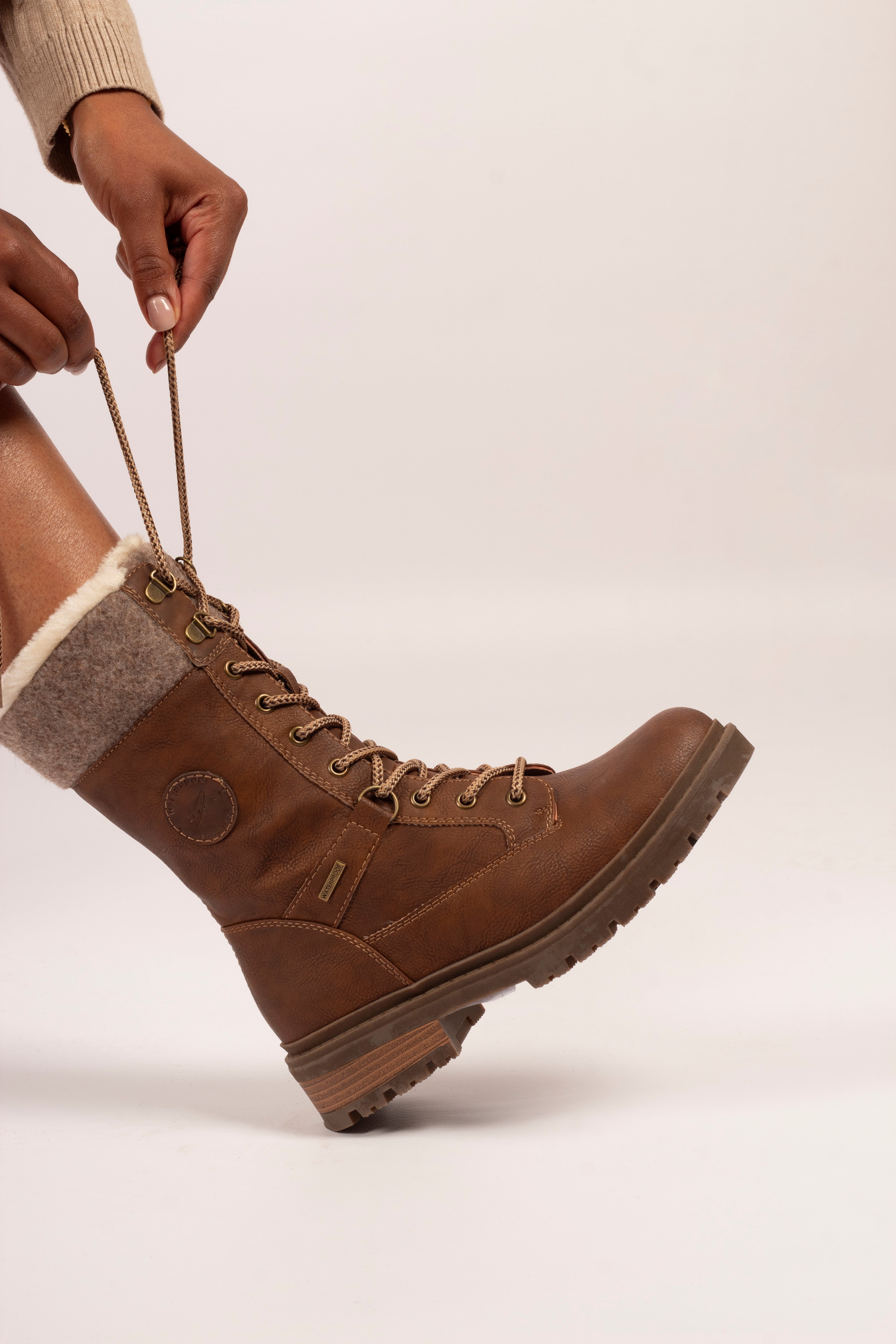 Lunar Cambridge Waterproof Lace-up Boots image 3