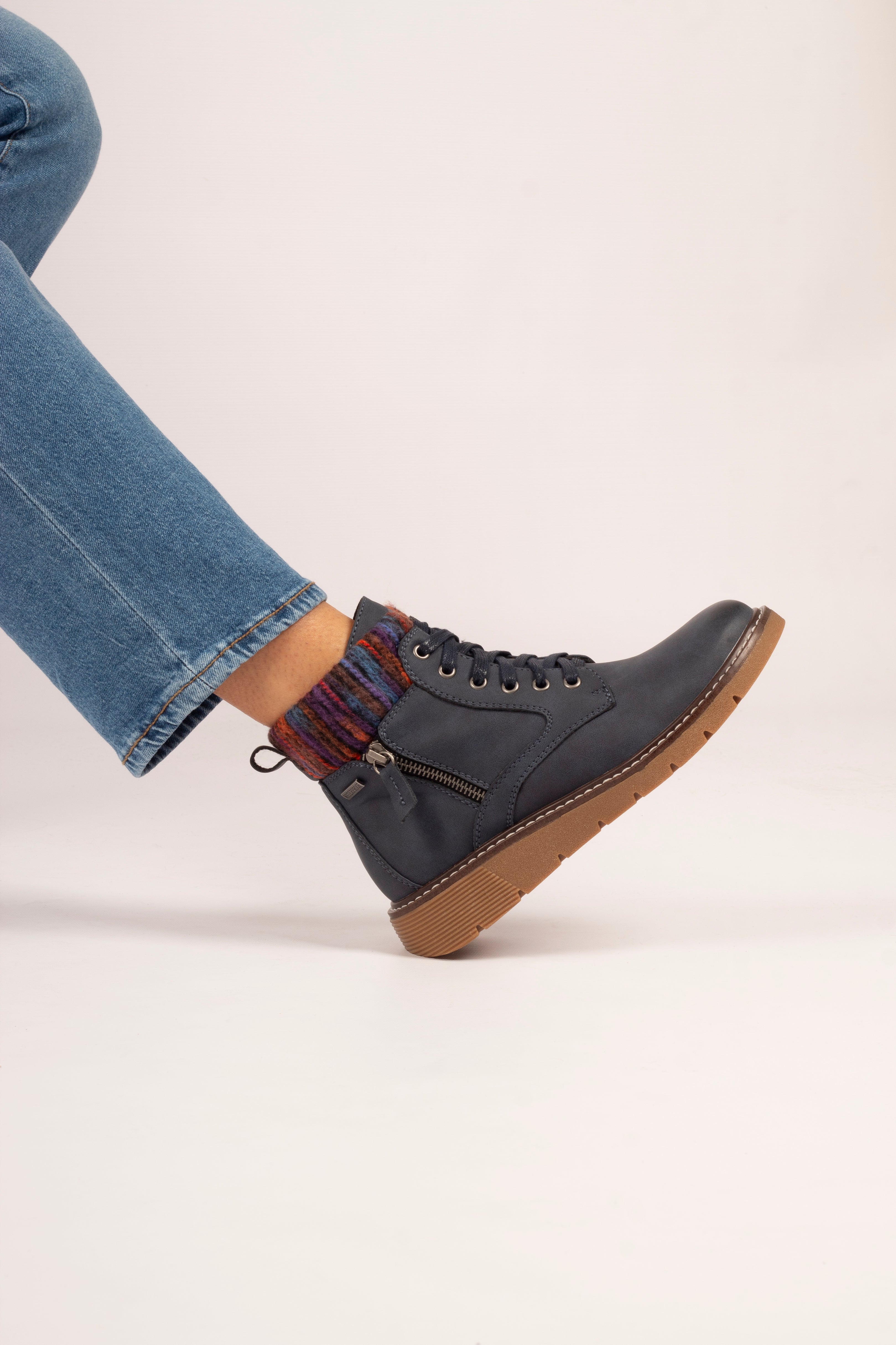 Lunar California Wide Fit Boots image 0