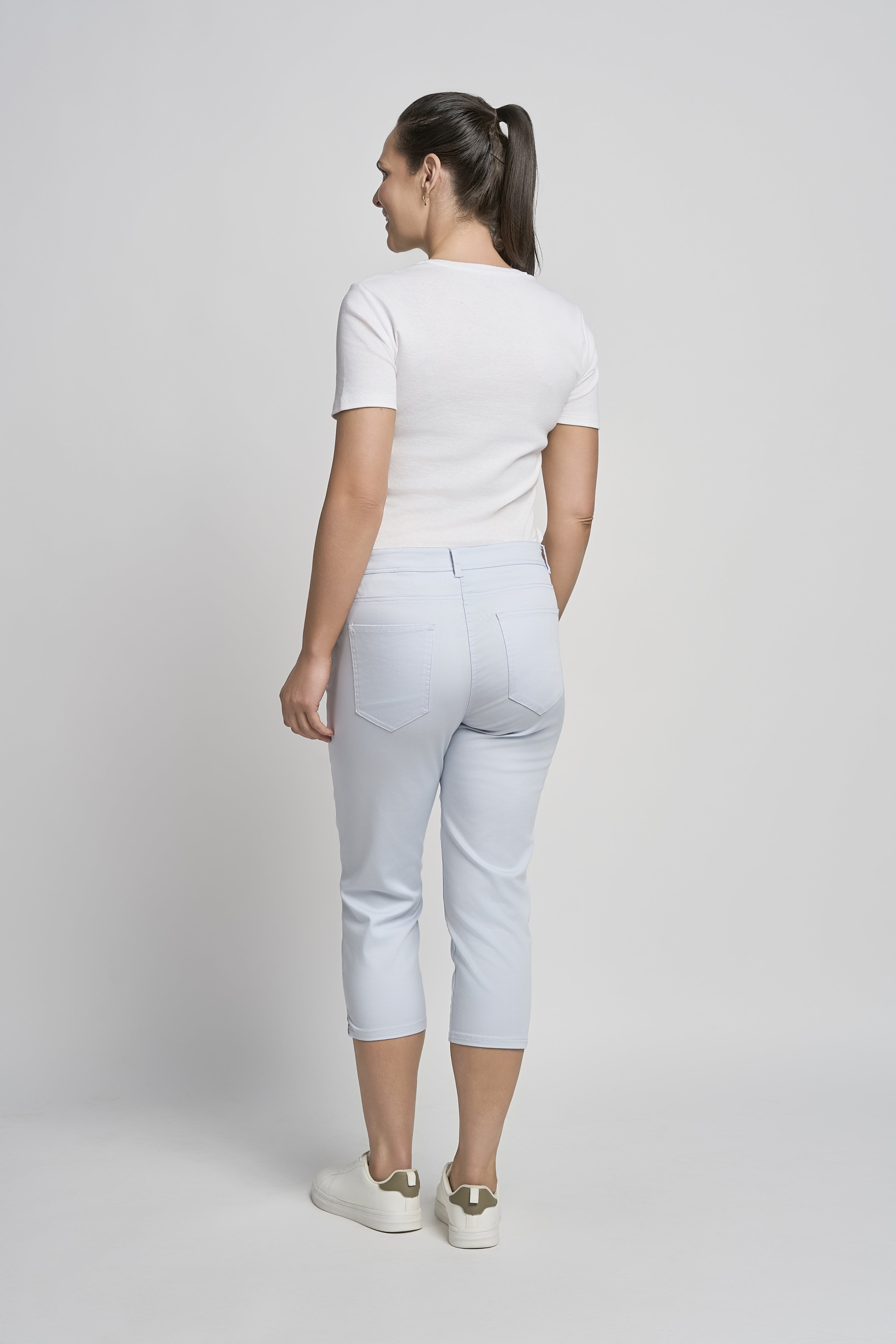 Pinns Cropped Chino Trousers - The Coastal Boutique