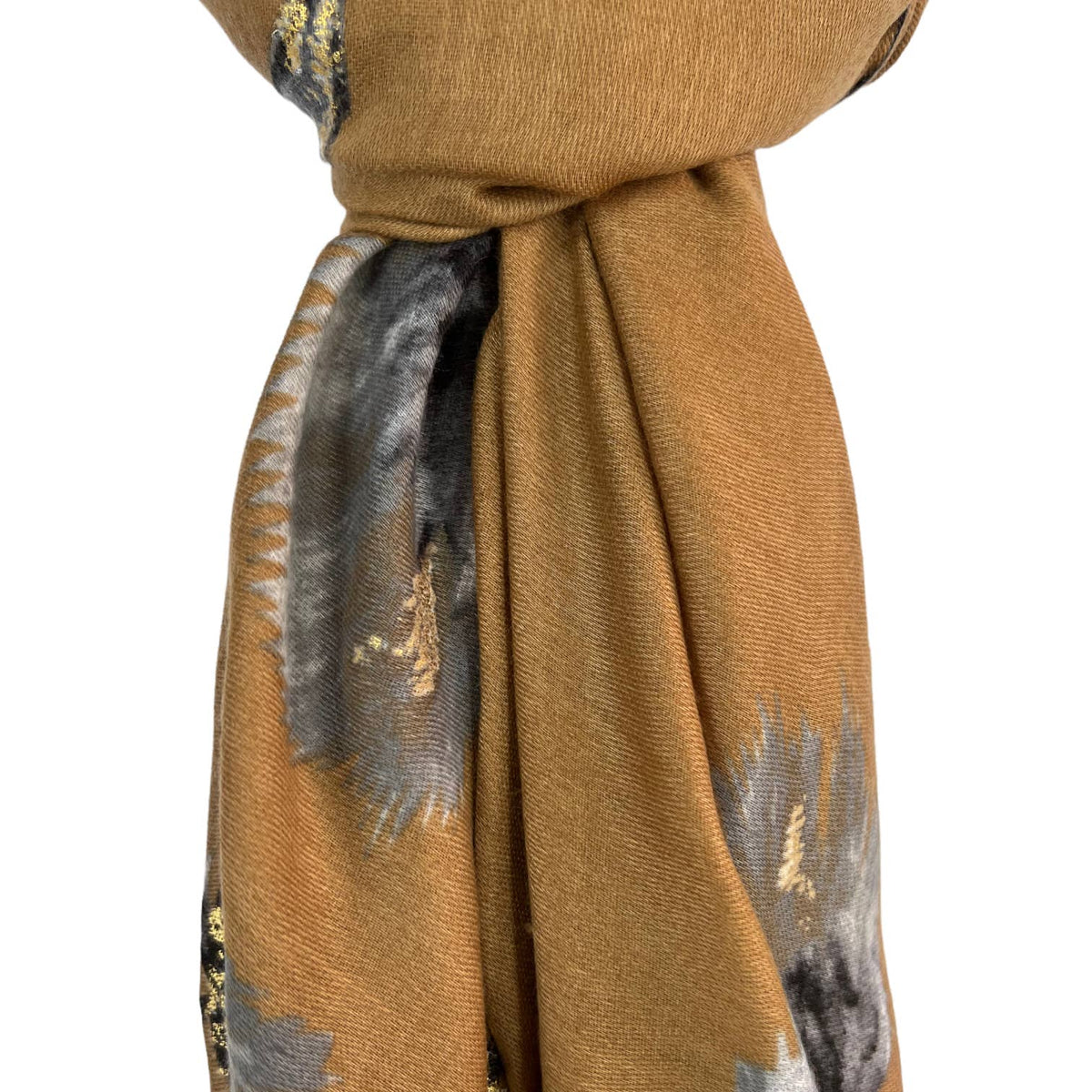 Dusty miller flower print on medium weight scarf