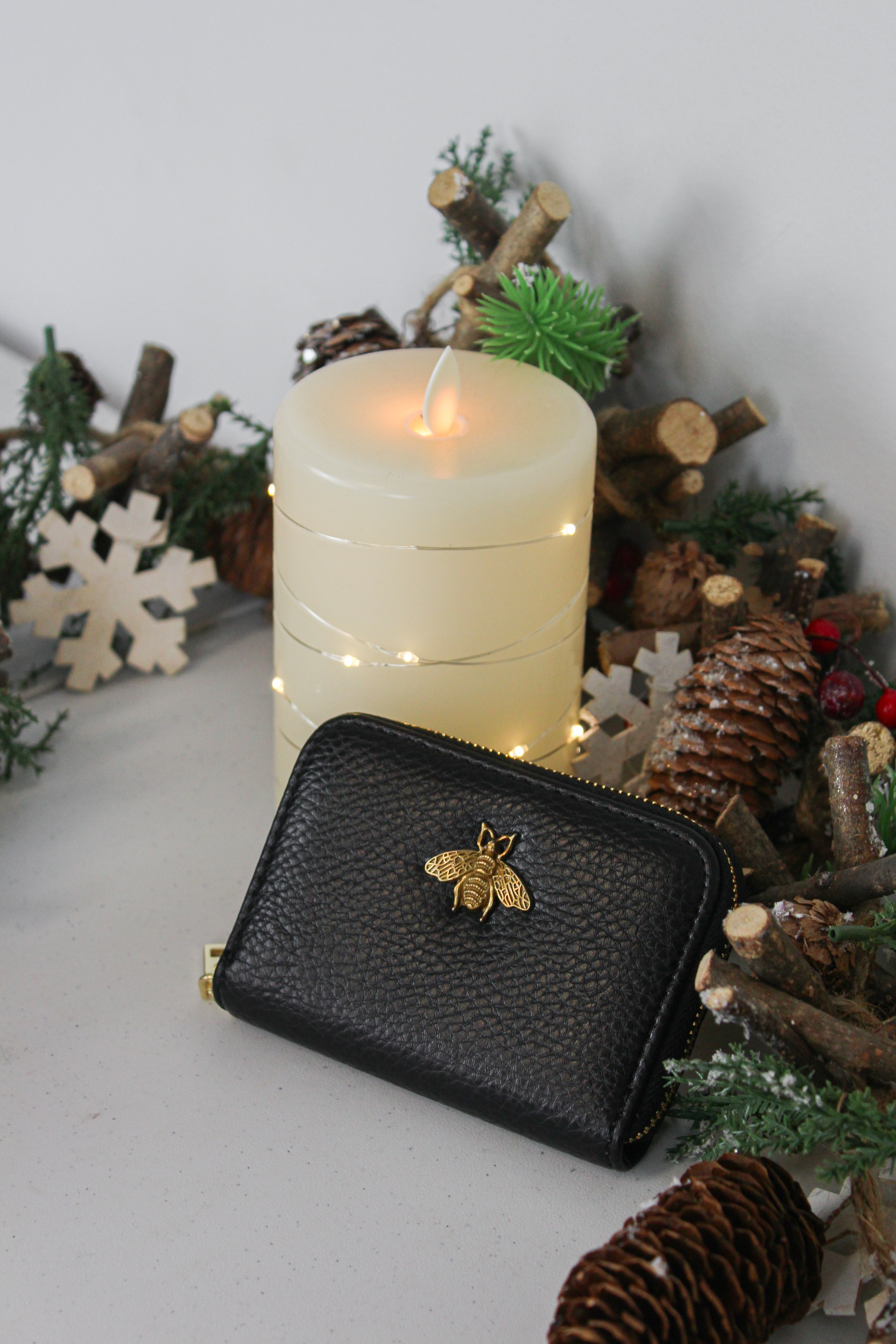 Bee Card Holder image 1