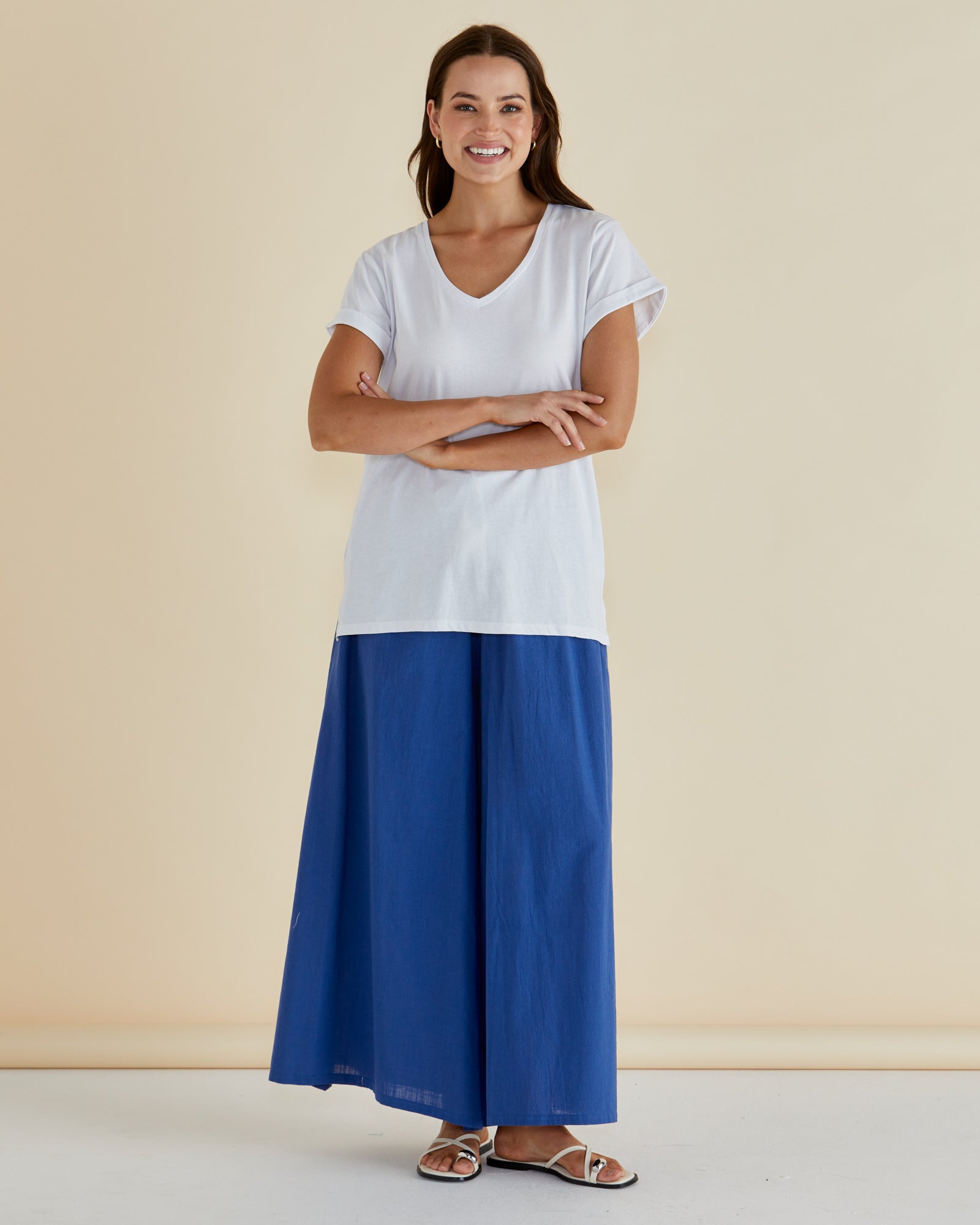 Betty Basics Ayla White V-Neck T-Shirt