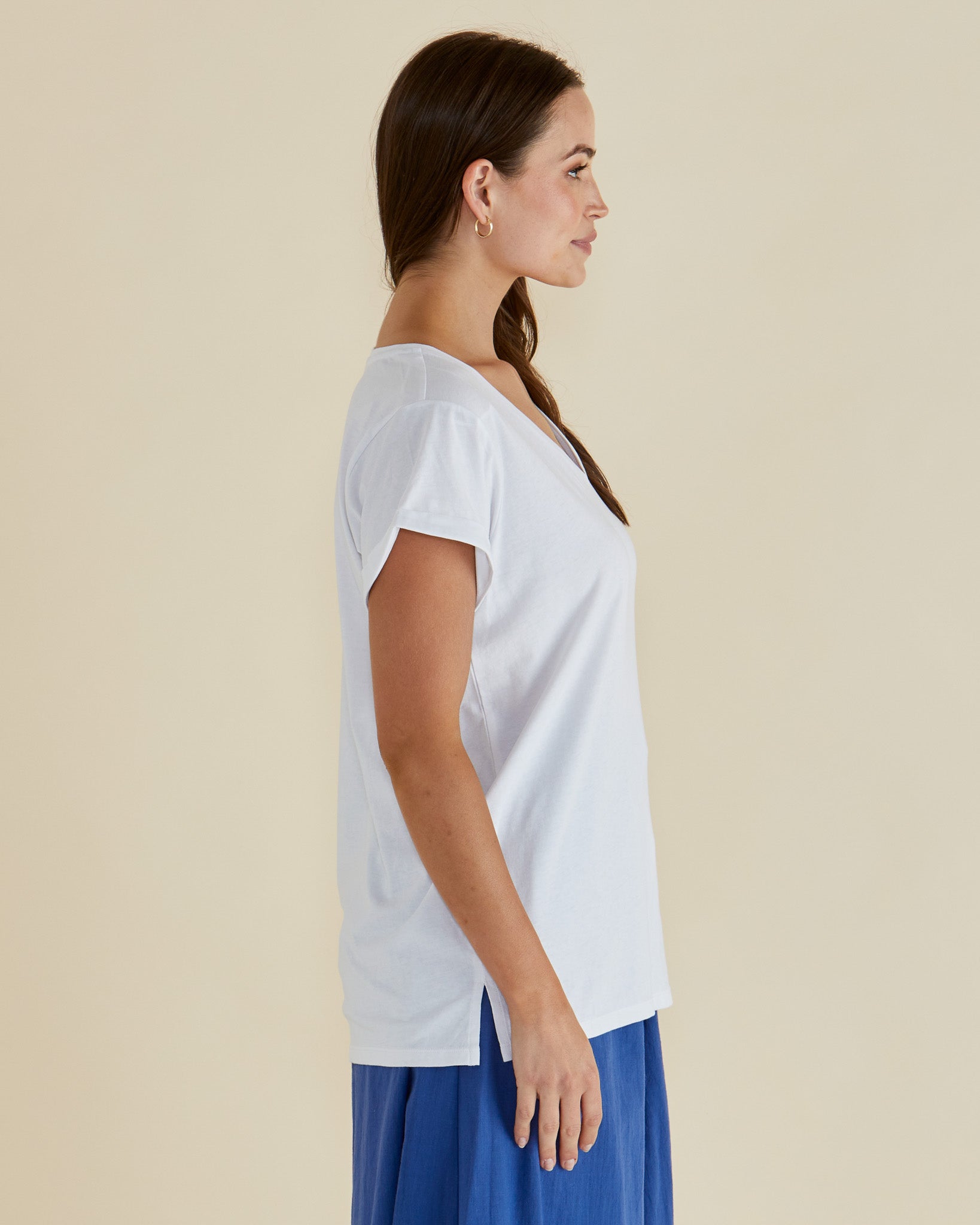 Betty Basics Ayla White V-Neck T-Shirt