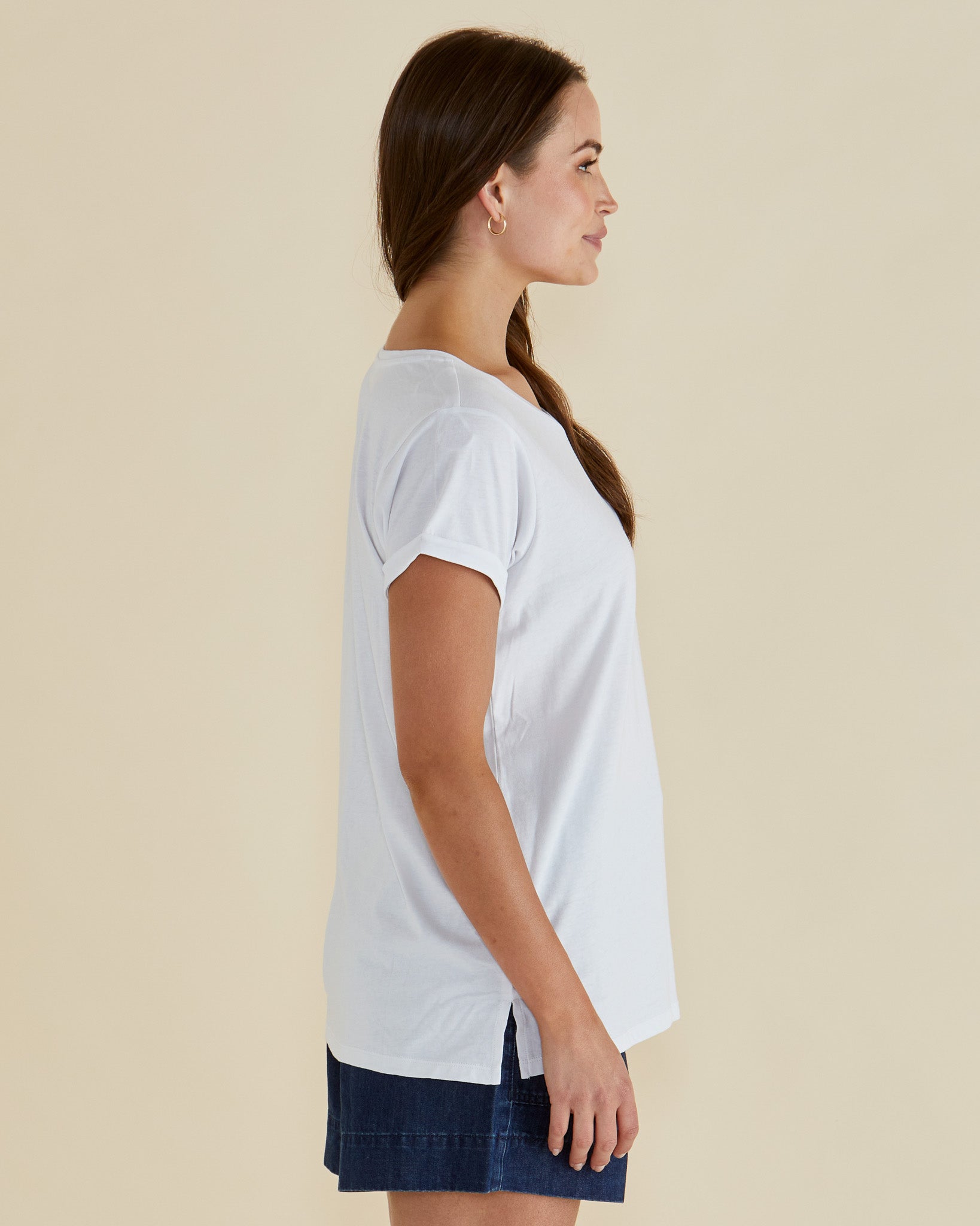 Betty Basics Caia White Crew Neck T-Shirt