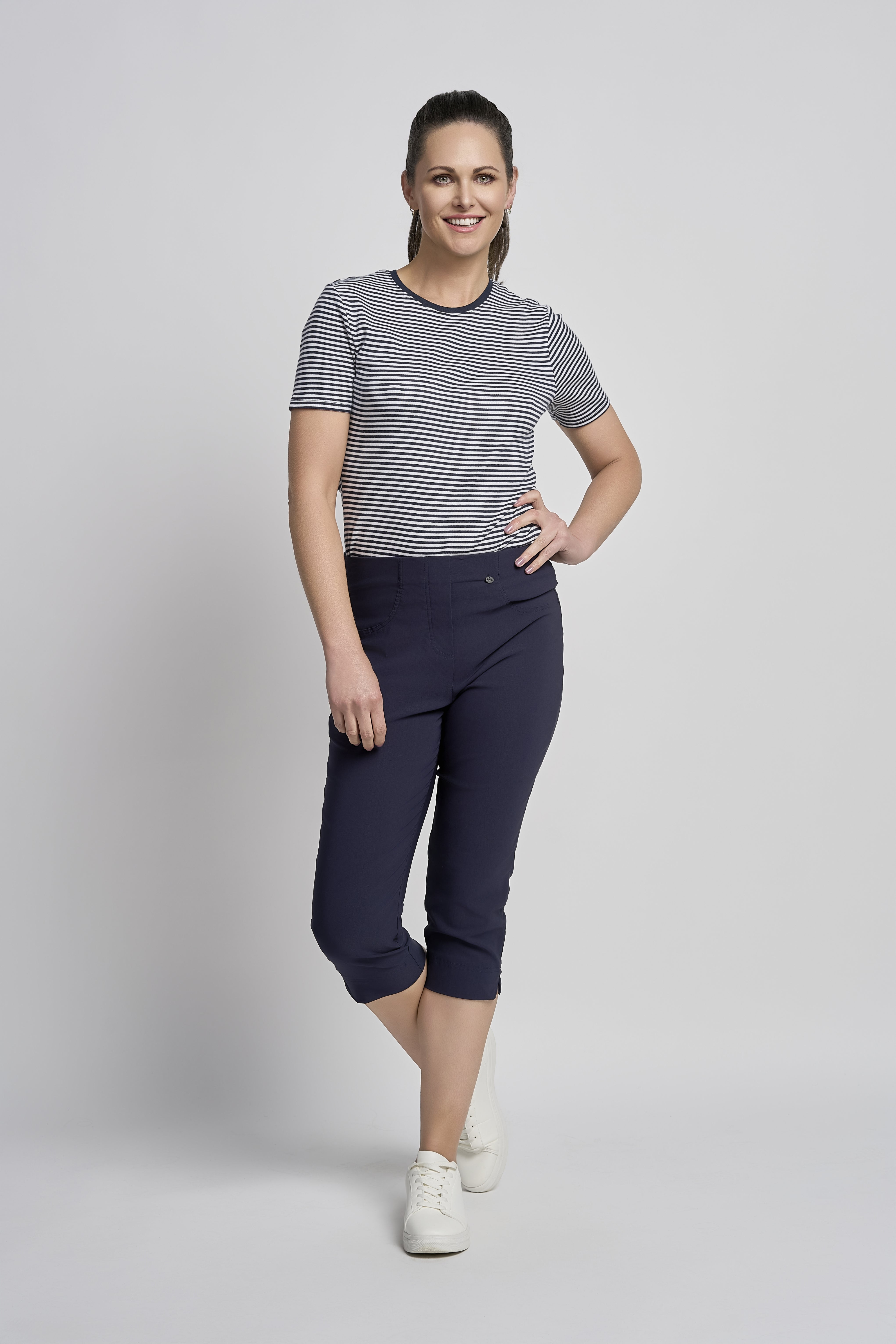 Pinns Elasticated Crop Trousers - The Coastal Boutique