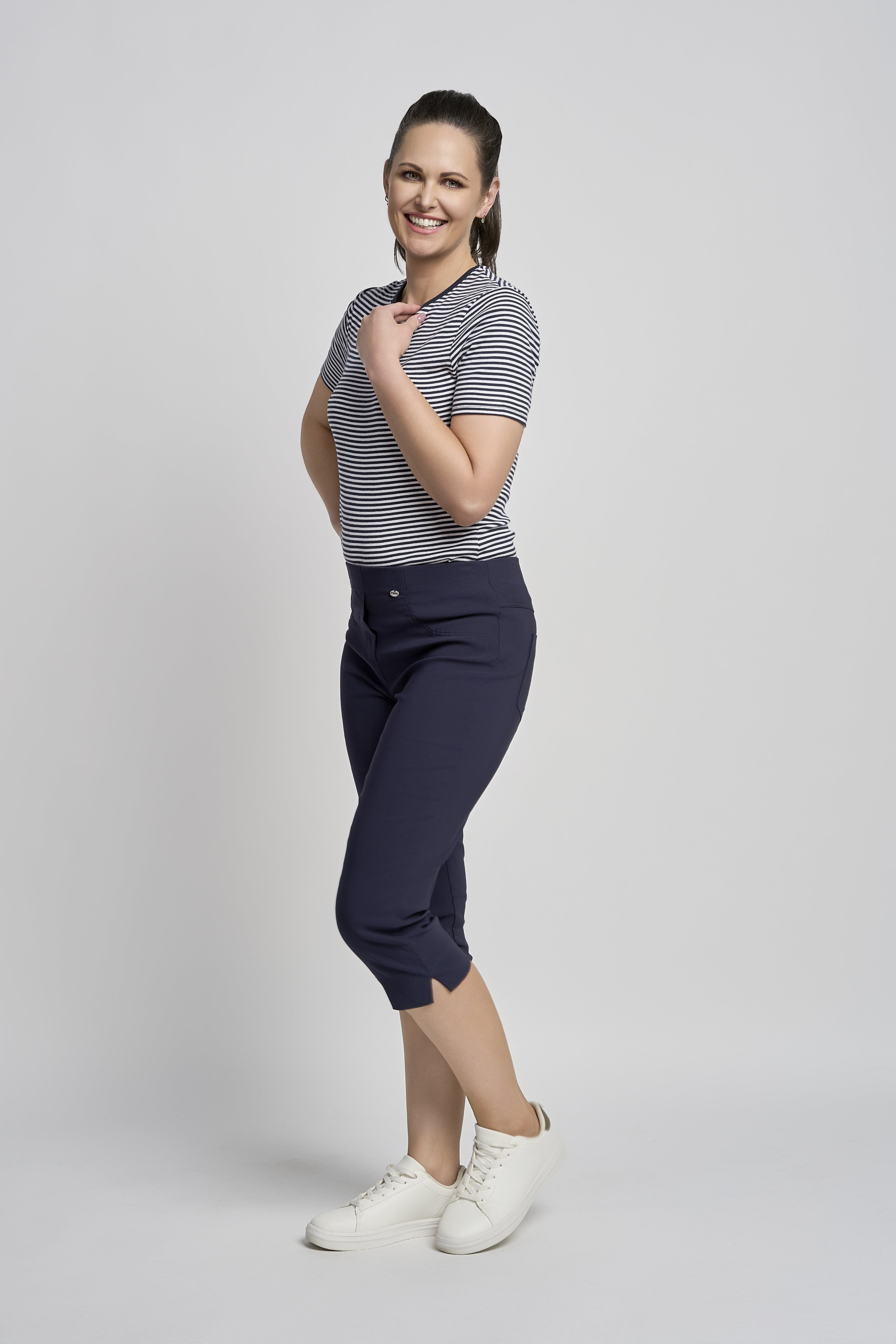 Pinns Elasticated Crop Trousers - The Coastal Boutique