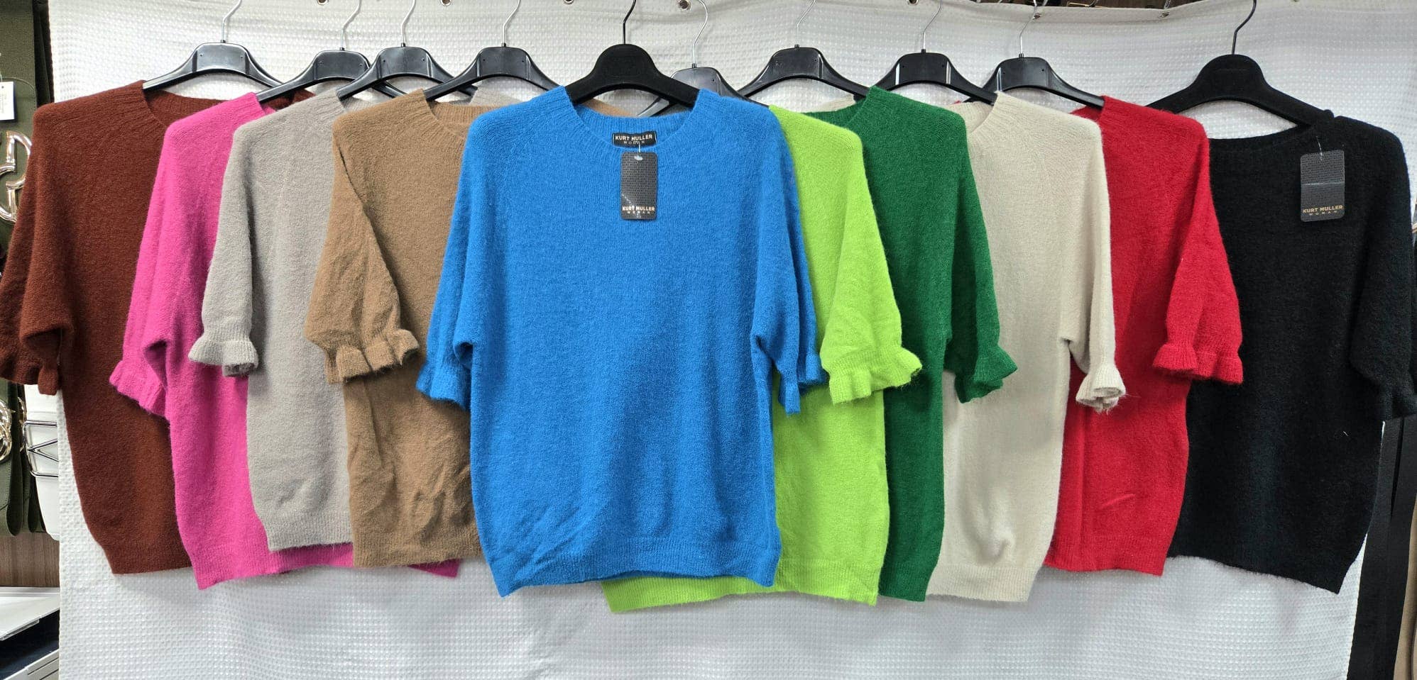 Soft-touch Italian knitted top with ribbed hem