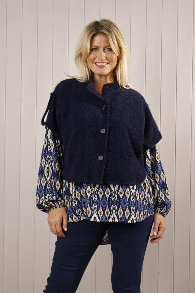 Goose Island Soft Touch Button Front Poncho image 0