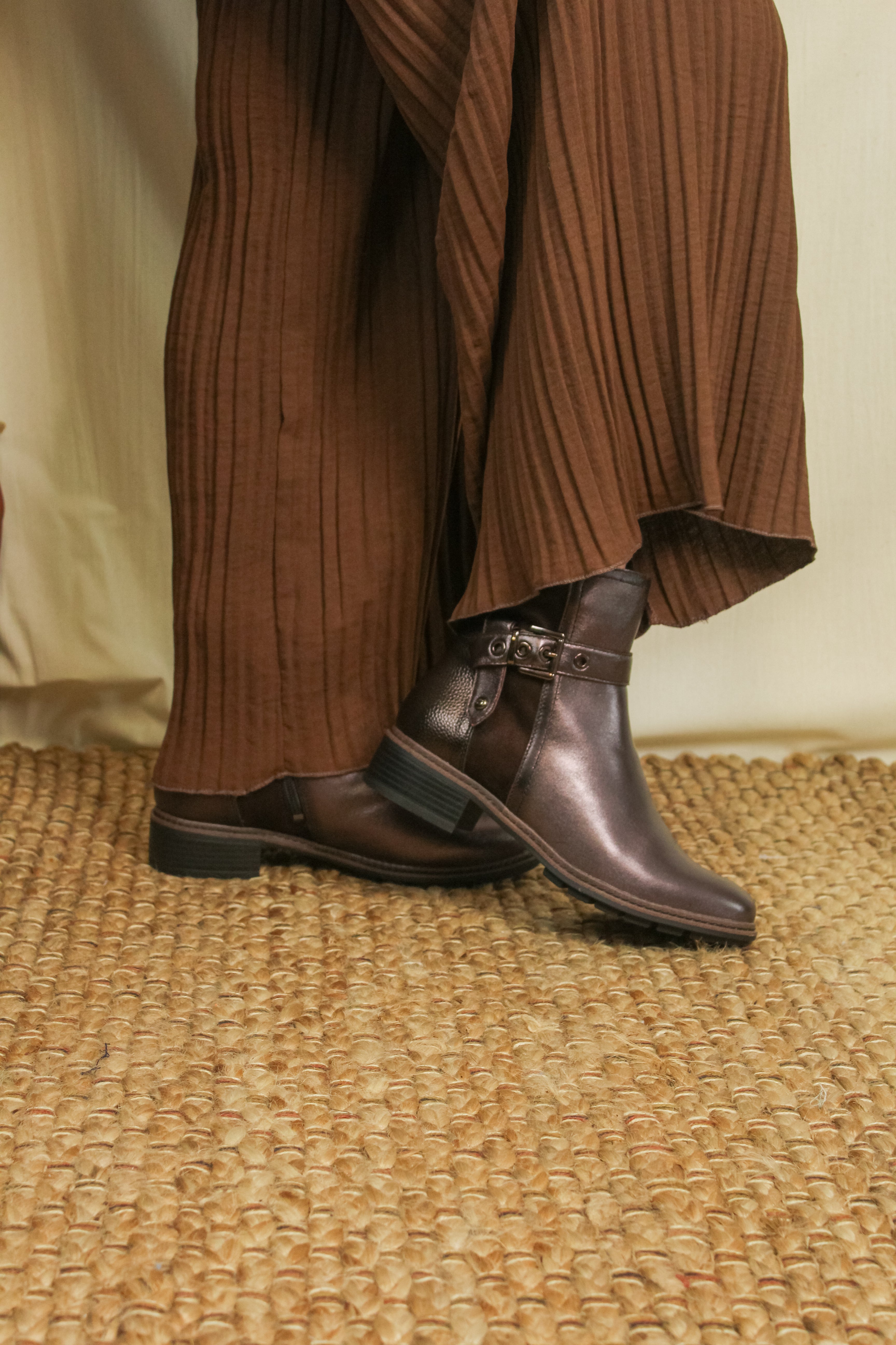 Tamaris Metallic Chocolate Brown Leather Ankle Boots image 8