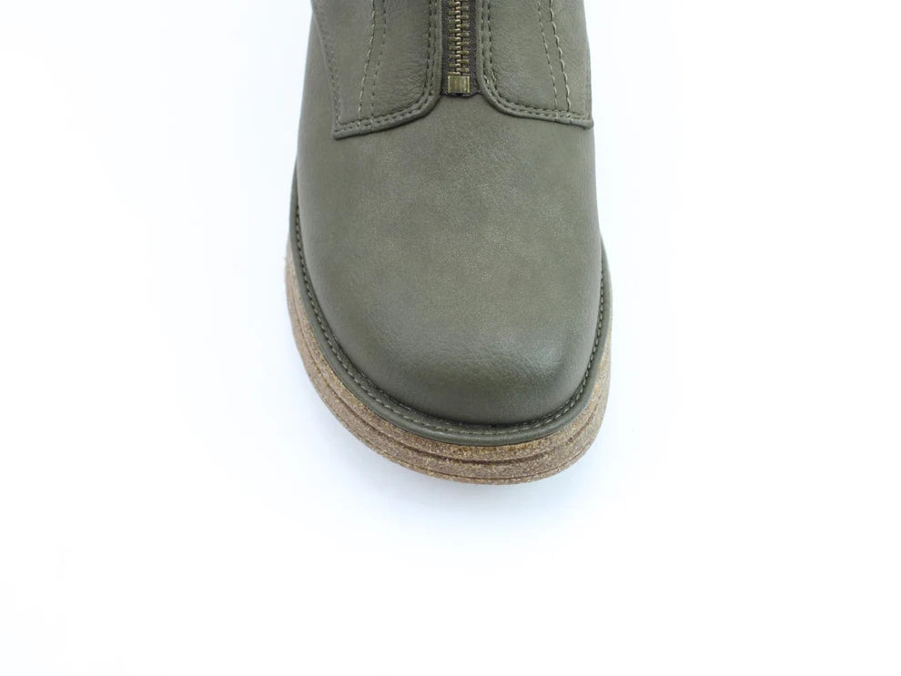 Heavenly Feet Rosana Boots image 2