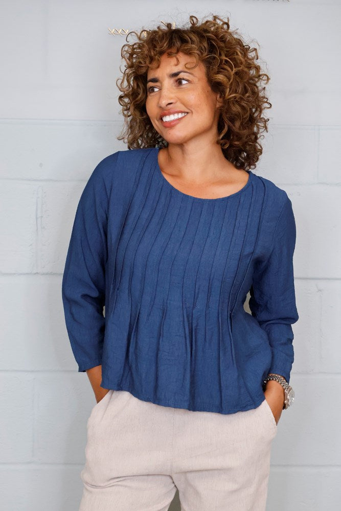 Goose Island Pleat-Front Floaty Blouse in Petrol