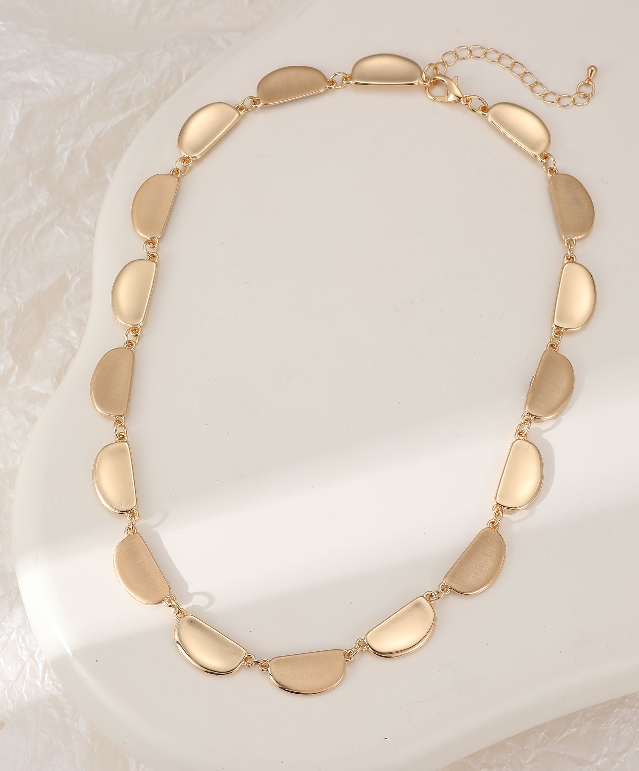Philippa Scalloped Necklace