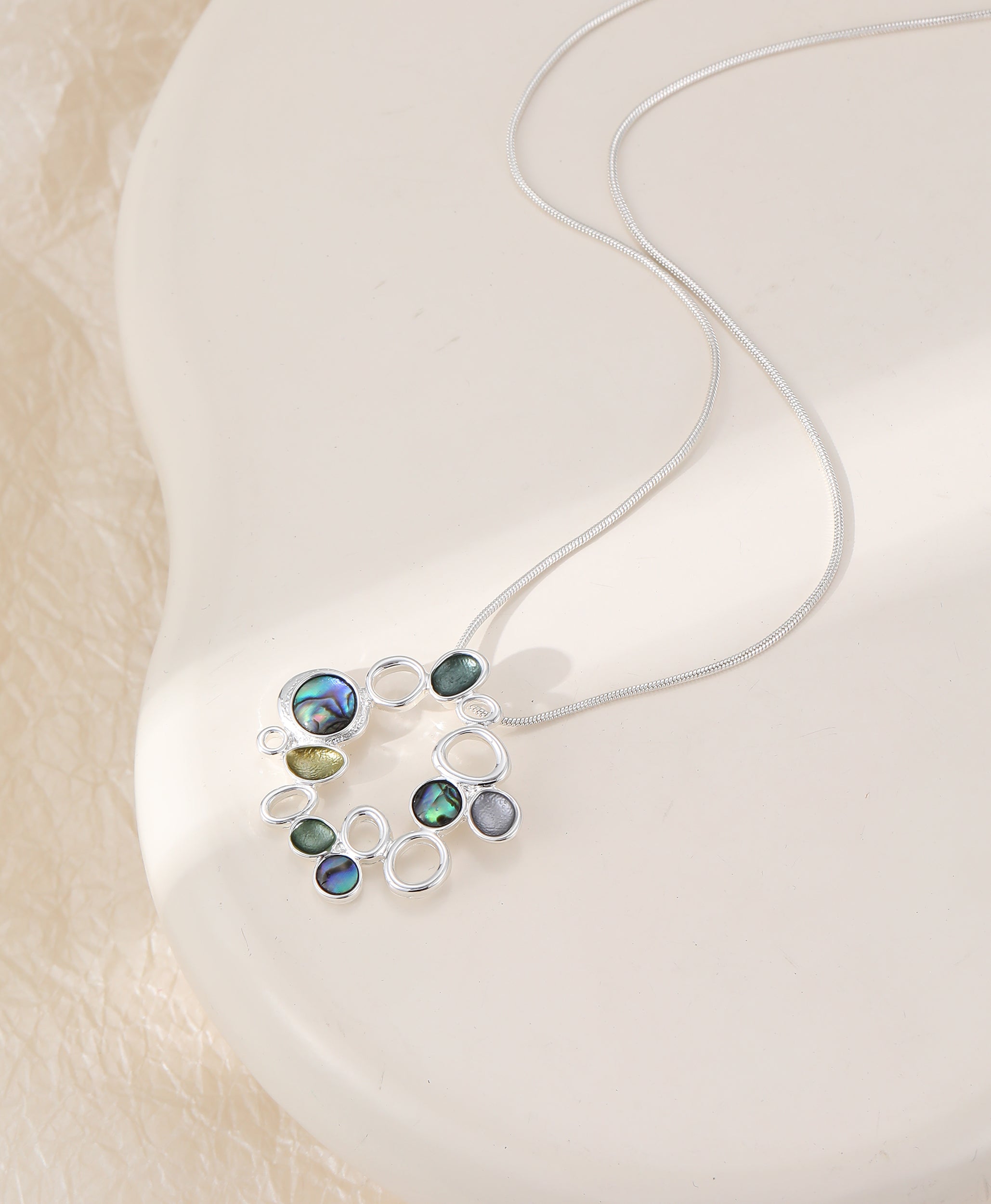 Jules Iridescent Necklace - The Coastal Boutique