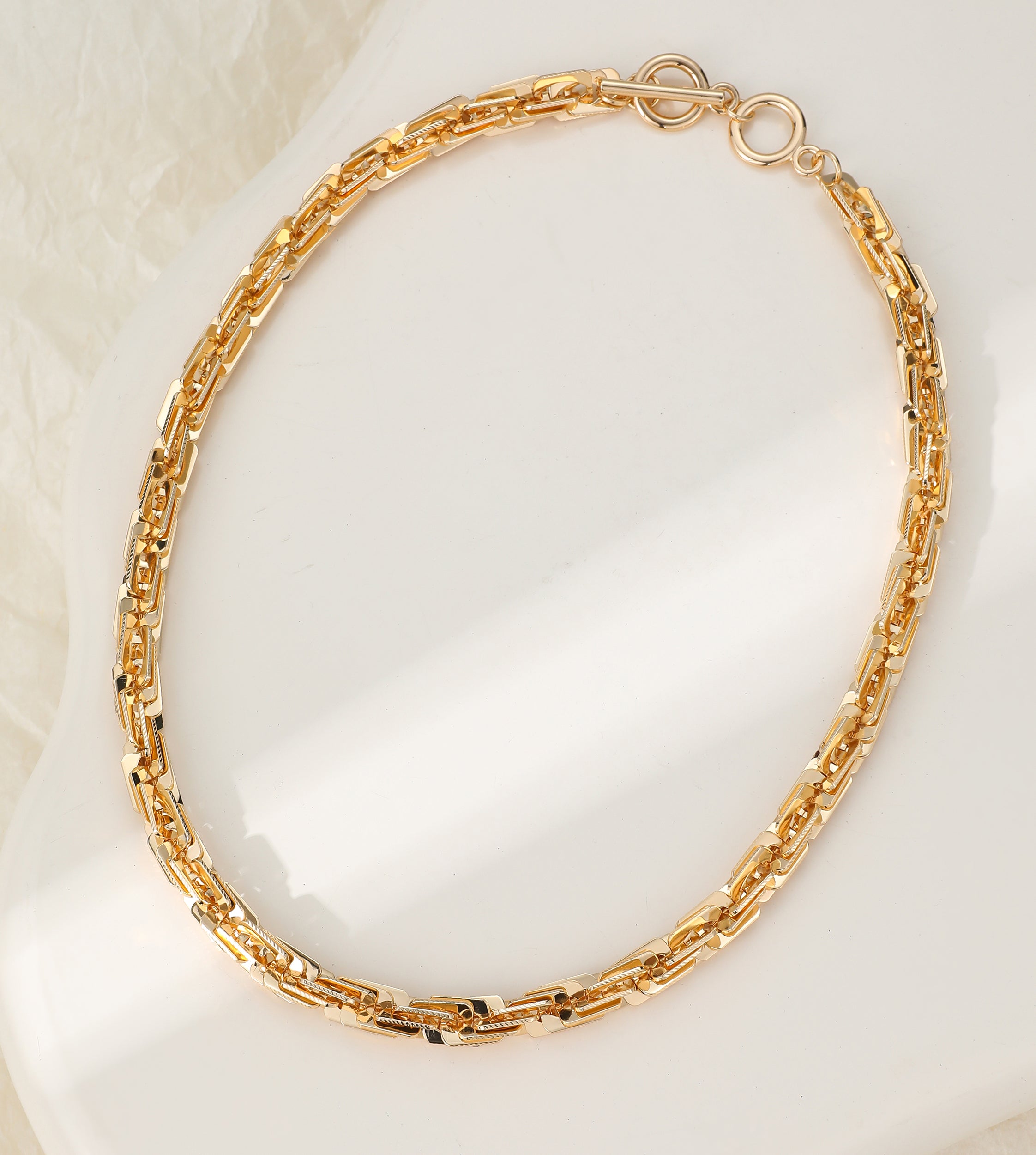 Marie Twist Chain Necklace